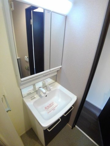 ガーデンハウスＭ　Ｃの洗面所|洗面所です