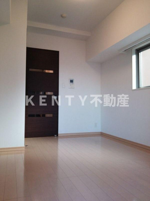 【居間・リビング】 | ライズコート大森町 | おしゃれなリビングです