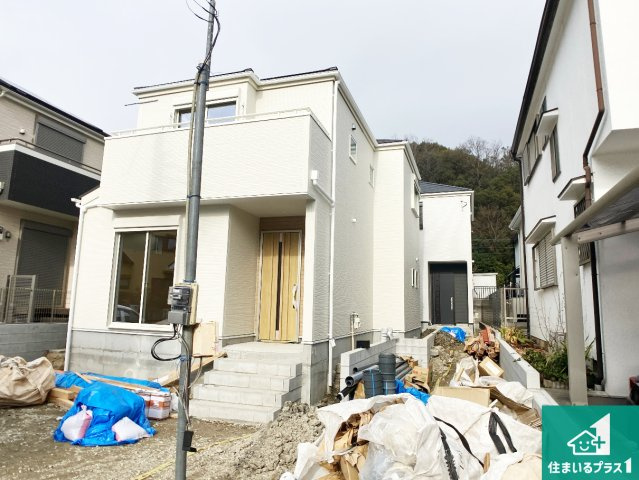 神戸市垂水区千鳥が丘　第3期　新築一戸建てのトイレ|シンプルなトイレは落ち着く空間！お手入れも簡単です！