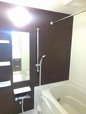 フェスタ元浅草の浴室