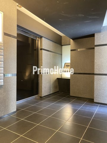 ブレシア日本橋蛎殻町のエントランス