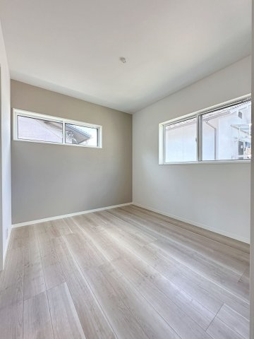 安佐南区八木9丁目の洋室|5.2帖の洋室☆