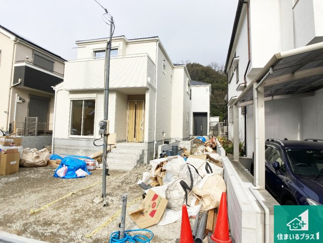 神戸市垂水区千鳥が丘　第3期　新築一戸建てのトイレ|シンプルなトイレは落ち着く空間！お手入れも簡単です！