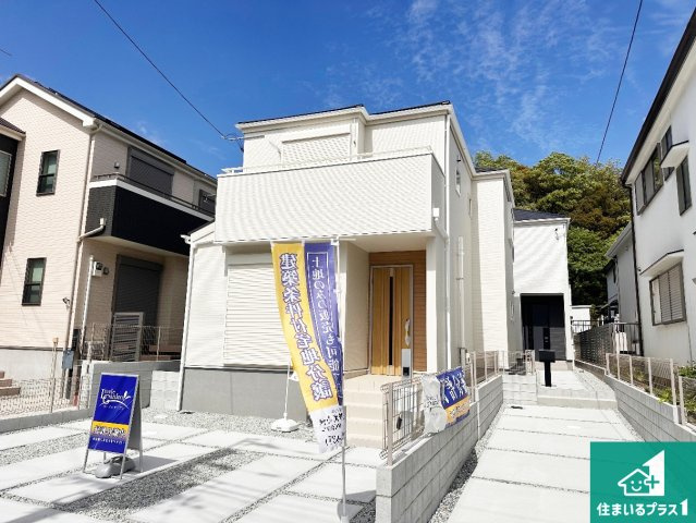 神戸市垂水区千鳥が丘　第3期　新築一戸建ての外観|お客様に長く安心して住んでいだだける事にこだわった家づくり！住んでからのアフターサービスにもしっかりと取り組んでいます！