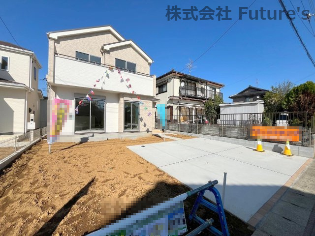 吉川市中曽根1丁目　新築戸建　全2棟　2号棟の外観|敷地面積164.19平米（49.66坪）でゆったりとしています