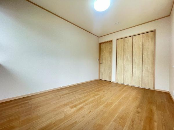 【洋室】 | 洋室（3）