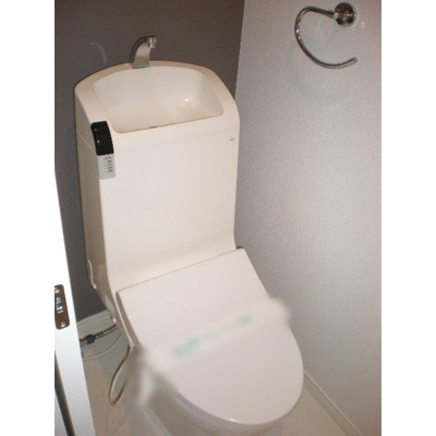 【トイレ】 | アートスペース横浜 | 温水洗浄便座付き♪