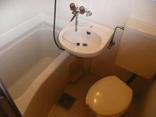 ローズアパートＲ４５番館の浴室