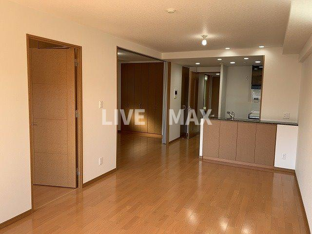 【居間・リビング】リーガル京都聖護院