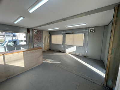  | 【貸物件】西園町１丁目貸プレハブ