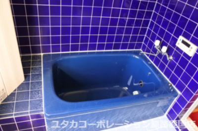 【浴室】 | 【商談中】白糠郡白糠町庶路2丁目3-3.4売家 | 青を基調としたお風呂◎