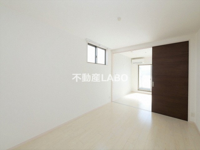 F asecia RIGEL の居間・リビング