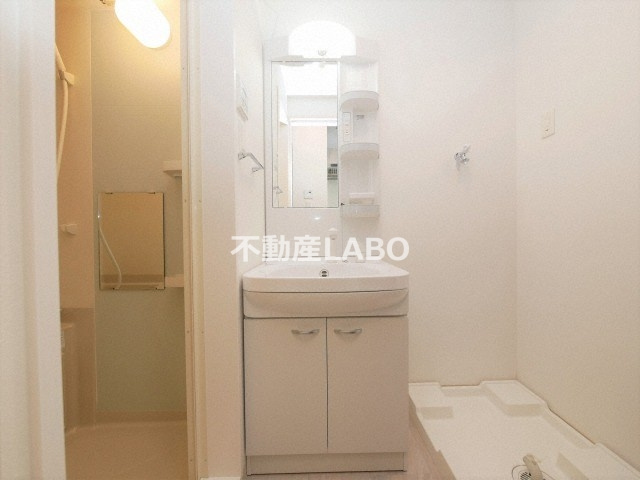 F asecia RIGEL の洗面所