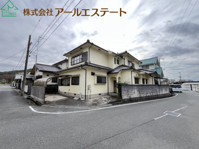 姫路市川西台　　中古戸建の外観
