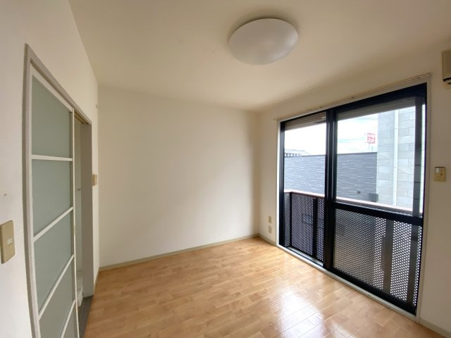 リバーハイツの居間・リビング