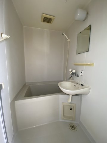 リバーハイツの浴室