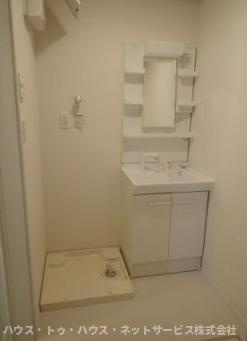 ボヌールメゾンAの洗面所