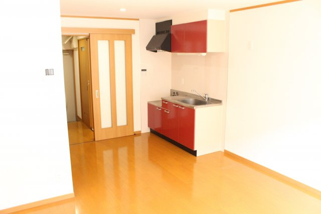 エバーライフ西高松の居間・リビング|※別の部屋の写真です。