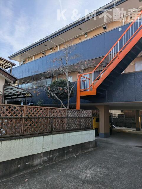 ユーホリアＴのエントランス| 