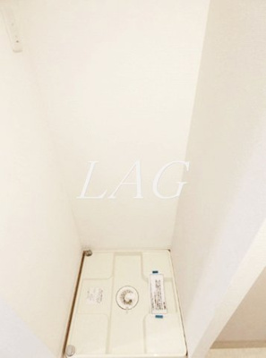 【設備】 | リブリ・栖 | 室内洗濯機置き場です。