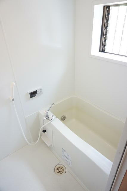 百村貸家Ⅱの浴室