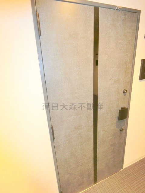 AIFLAT馬込の玄関