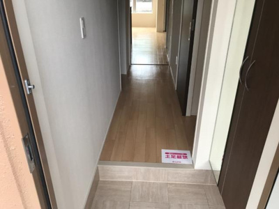【玄関】 | サンライズ西中田 | 玄関