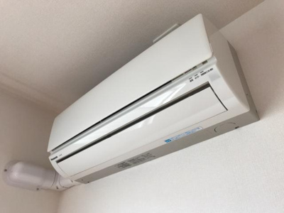 【設備】 | ロイヤルメゾン | エアコン
