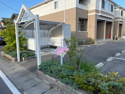 【外観】 | ロイヤルメゾン | 外観写真（昼）