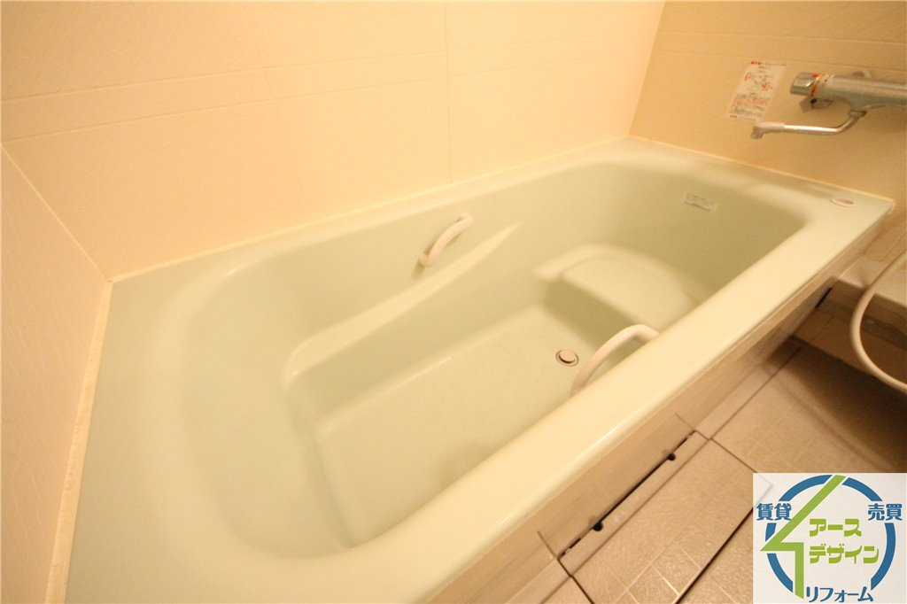 メゾングレースの浴室