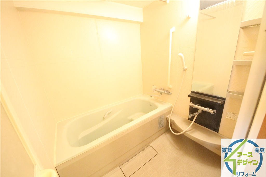 メゾングレースの浴室