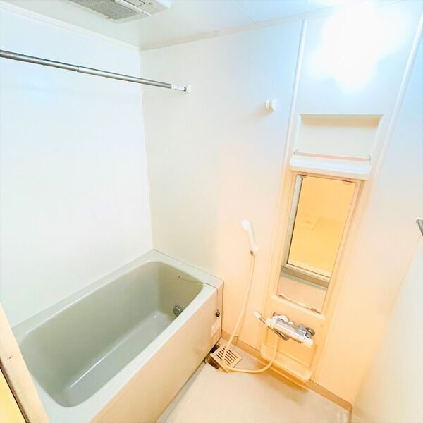 マイアトリア栄の浴室