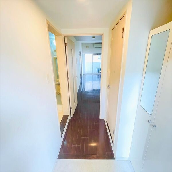 マイアトリア栄の玄関