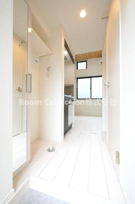 ハーモニーテラス経堂の玄関