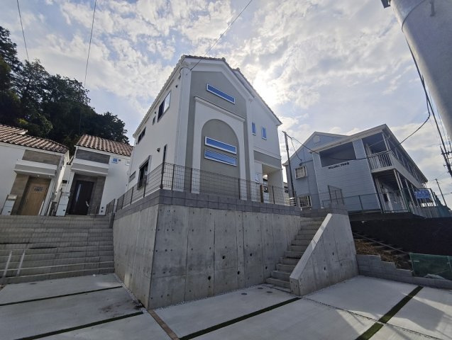 横浜市緑区三保町 新築戸建て【仲介手数料無料】カースペース2台