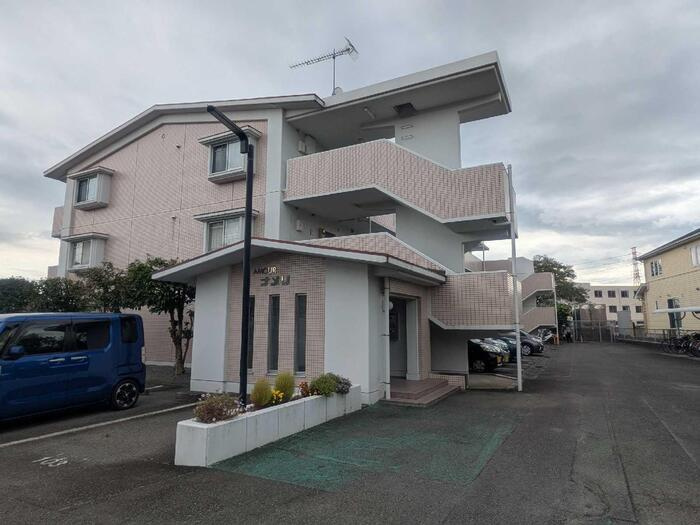 ＡＭＯＵＲナメリ