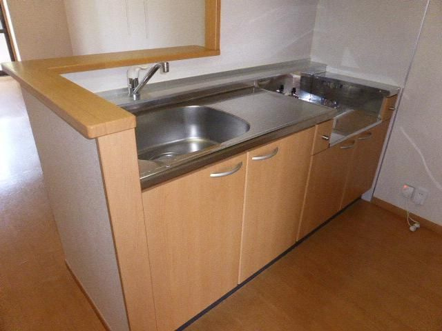 ルミエールＢ棟（さいたま市南区）のキッチン