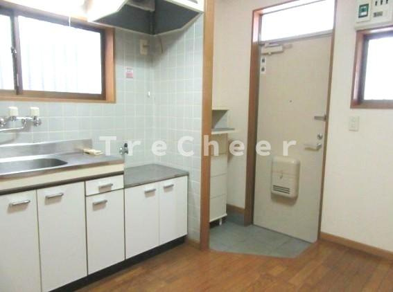 メゾン神楽坂の玄関