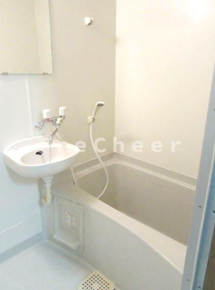 メゾン神楽坂の浴室