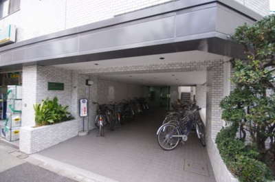 【エントランス】 | 白山エクセルハイム | 建物の内部です