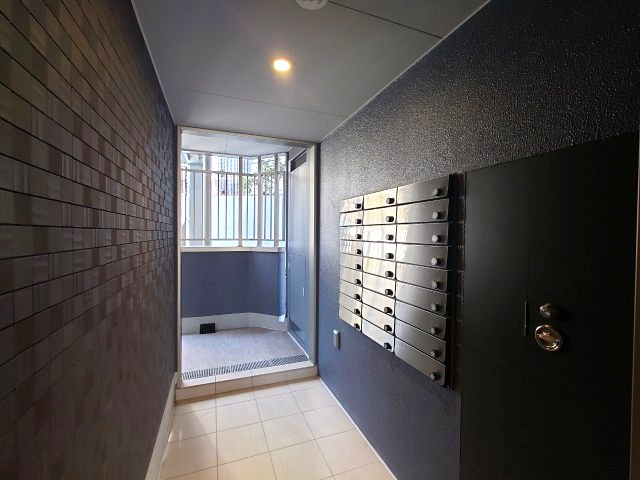 LANART北小金のエントランス