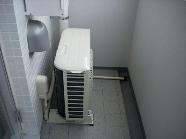 メインステージ千代田岩本町コモデのバルコニー