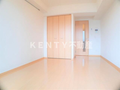 【居間・リビング】 | レジディア島津山 | リビングです