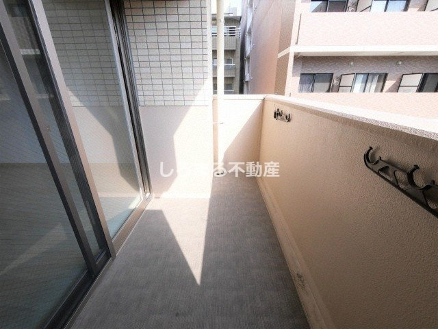 ウエンズ東心斎橋のバルコニー