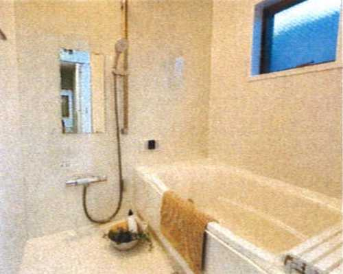 茅ヶ崎市出口町　中古戸建の浴室