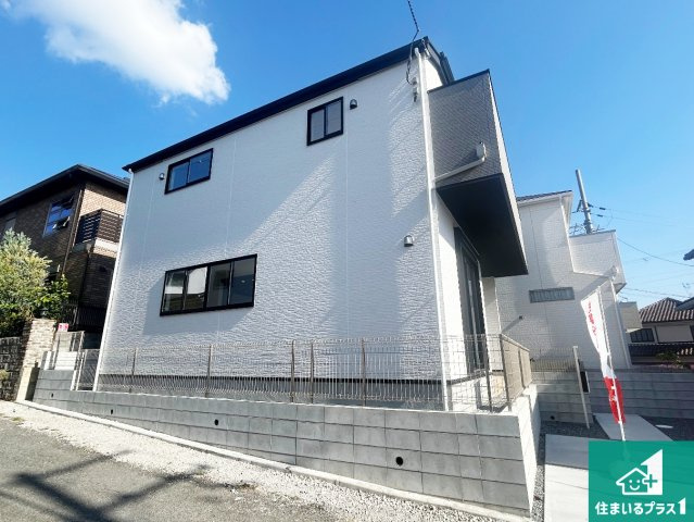 池田市畑　第2期　新築一戸建ての外観|安心の10年保証！外観を美しく保ち、雨水で汚れを落とします！気になることがありましたら、お気軽にお問い合わせください！