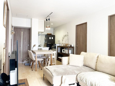 【居間・リビング】 | 手稲パークビル | R３年内装フルリフォーム済みで内装状態良好♪