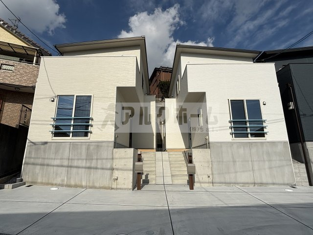 柏原市大字高井田の一戸建ての外観