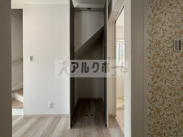 柏原市大字高井田の一戸建ての収納