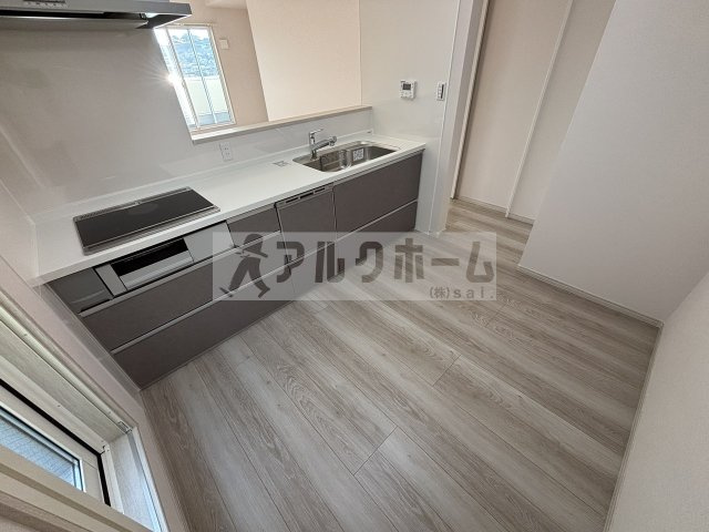 柏原市大字高井田の一戸建てのキッチン